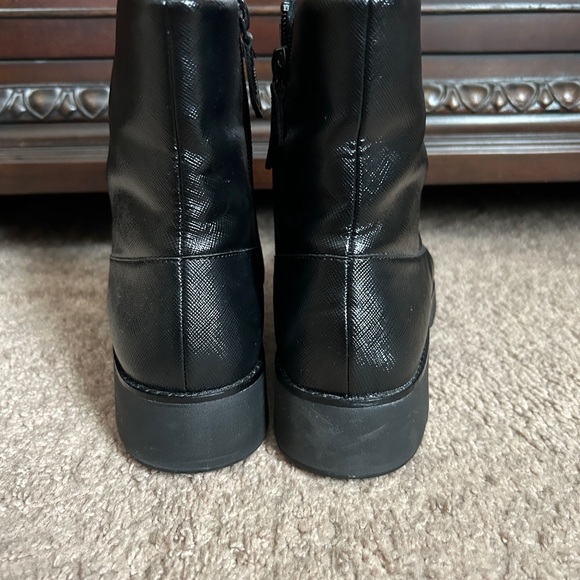 Fitflop Black Ankle Boots with Stud Detail 8.5 - Picture 3 of 5